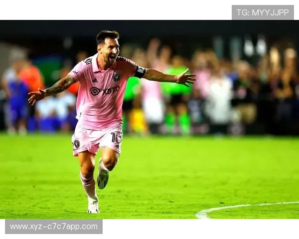 足球球星放松假期：休息与充电并重，享受生活的另一面